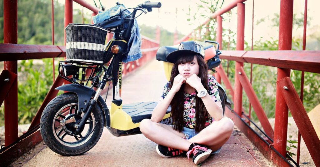 自転車の安全運転と正しいマナーを説明する図解(車道左側通行や夜間ライト点灯など)