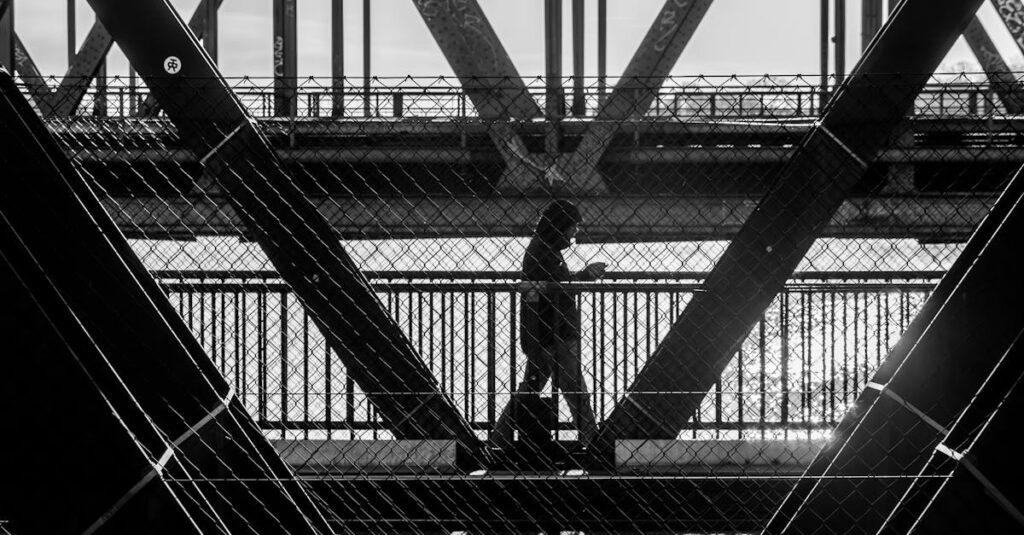 2026年改正道路交通法で変わった自転車のルールと罰金制度を説明する図解