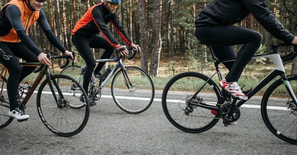 自転車の正しいルールを守り罰金や事故を防ぐことを呼びかける前向きなイメージ