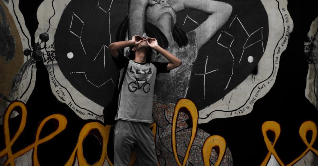 自転車の青切符違反が未納で刑事手続きに移行するイメージイラスト。略式裁判の流れを説明する図。