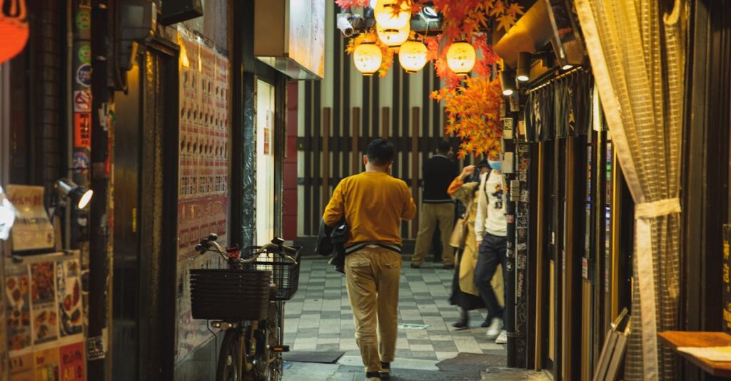 自転車の違反行為別に青切符と赤切符を区分した罰金金額の一覧図